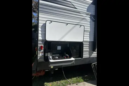 Island time bunkhouse