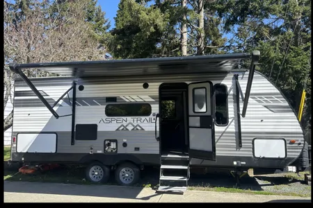 Island time bunkhouse