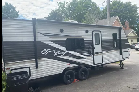 Brandon's Open Range 26BH Travel Trailer