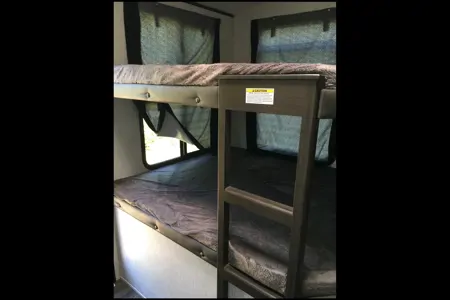 2021 Keystone Bullet 330BHS - Luxury Camping