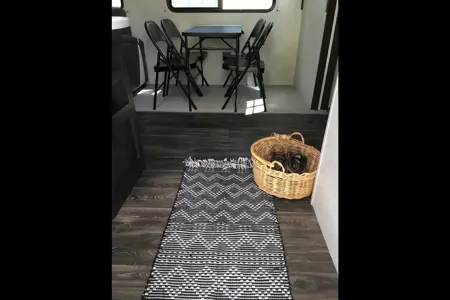 2021 Keystone Bullet 330BHS - Luxury Camping