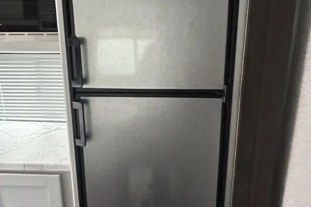 2021 Keystone Bullet 330BHS - Luxury Camping