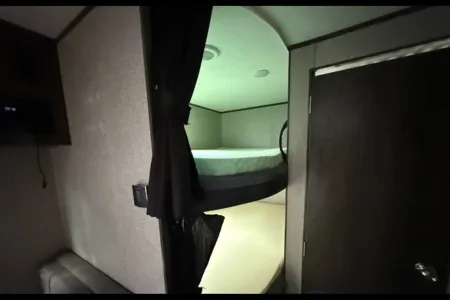 Happy Camper's Jayco Jayflight SLX  Travel Trailer