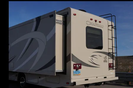 Thor Motor Coach Chateau