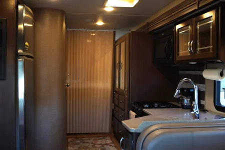 Thor Motor Coach Chateau