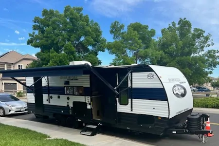 Family Fun Cozy Camper