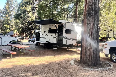 2025 Cherokee Wolf Pup near Sequoia and Yosemite