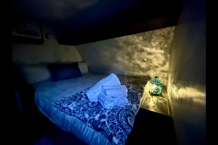“Holiday Road” Cruiser RV Aviner Travel Trailer