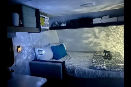 “Holiday Road” Cruiser RV Aviner Travel Trailer
