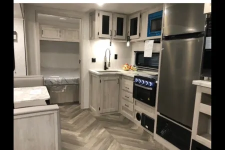 Forest River Della Terra 26