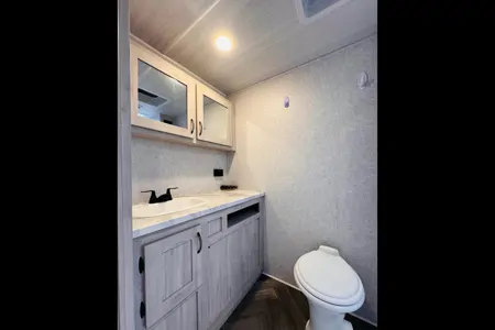 Forest River Della Terra 26