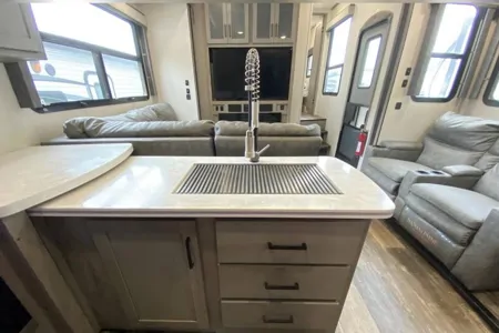 Custom Keystone 413 Raptor Fifth Wheel