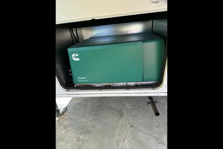 Andy's Crossroads 4001LK Fifth Wheel