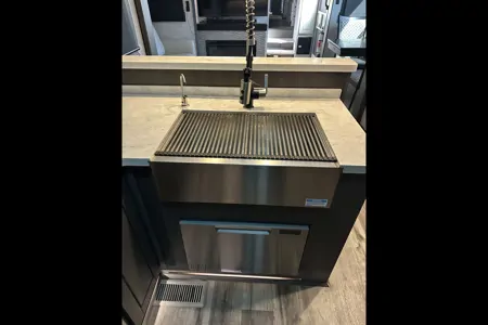 Andy's Crossroads 4001LK Fifth Wheel