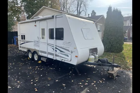 Evgeni's TRAIL-LITE Trail Cruiser Travel Trailer