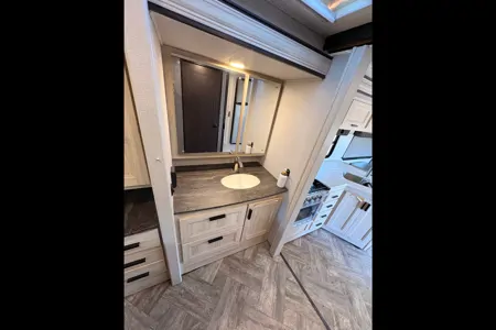 The Scenic Sunseeker