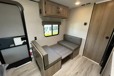 Alex's Coleman 17R Travel Trailer