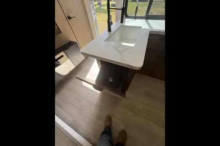 2026 Salem, Bunkhouse, Sleeps 8, $500 Deposit, Bed Linens included