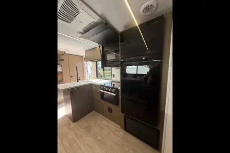 2026 Salem, Bunkhouse, Sleeps 8, $500 Deposit, Bed Linens included