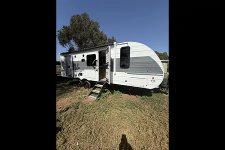 2026 Salem, Bunkhouse, Sleeps 8, $500 Deposit, Bed Linens included