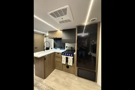 2026 Salem, Bunkhouse, Sleeps 8, $500 Deposit, Bed Linens included