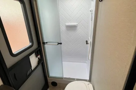 Peter's Coachman Apex 290BHS Travel Trailer