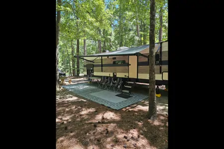 The Sportsman Bunk House