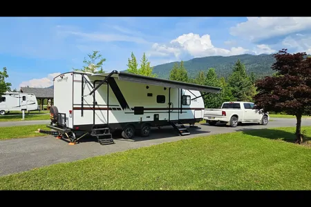 26' Forest River Vibe Bunkhouse  Sleeps 10, Outdoor Bathroom Access, Delivery Only