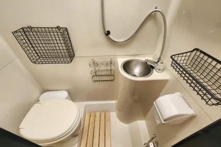 Meet “Wander” – Easy, Clean, Renovated 19' RV for New Travelers