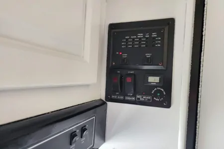 Meet “Wander” – Easy, Clean, Renovated 19' RV for New Travelers