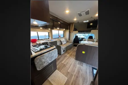 C11 Thor Luxury*NEW STARLINK WiFi-10 Sleeper-Bunks-2SlideOuts-Private Suite