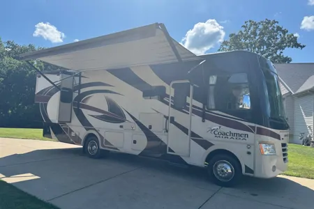 2018 Coachmen Mirada SLMO1644