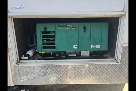 HOT TUB on board, ALL 5 Star Reviews!
