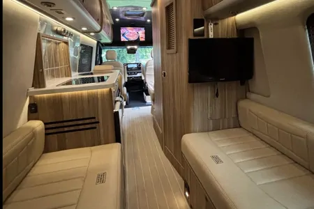 Airstream Interstate Luxury Camper Travel Van