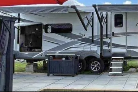 Keith's Highland Ridge RV Open range Travel Trailer