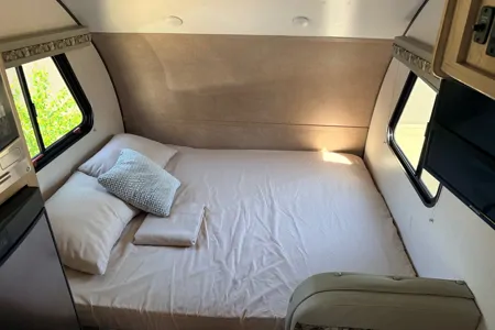Compact, Cozy & Adventure-Ready!