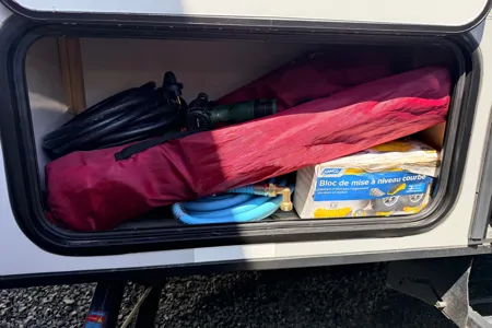 Compact, Cozy & Adventure-Ready!