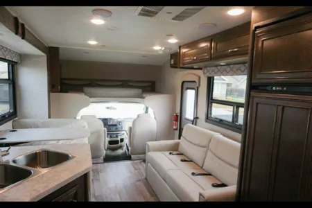 Spacious Family RV Escape! Jayco Redhawk 31F - Bunkhouse Class C