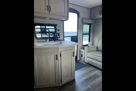 Paul's Coachmen Catalina Summit Travel Trailer