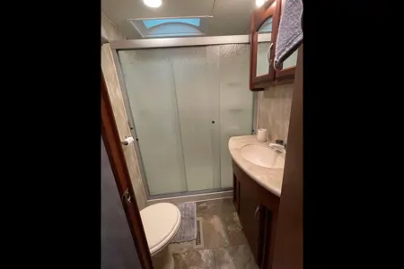 Eric And Christa's Winnebago Lite 5 Fifth Wheel