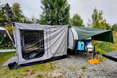 Cozy, Lightweight, Economical Teardrop Trailer -2023 Bushwhacker 10HD