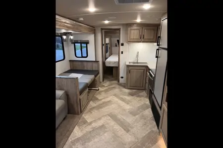 Shayne 's Palomino Solaire 258rbs Travel Trailer
