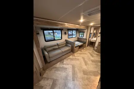 Shayne 's Palomino Solaire 258rbs Travel Trailer