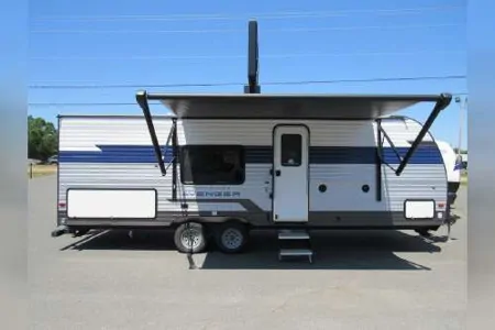 Fox Family's Forest River Prime Time Avenger Travel Trailer