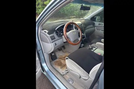 Sienna Camper with PRIVATE PARKING BATHROOM SHOWER