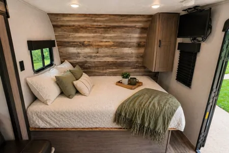 The Katy – Trailside Camper