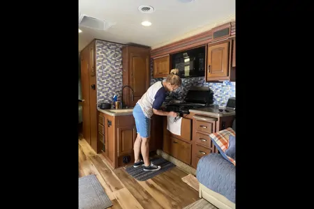 vic's Jayco Precept Class A