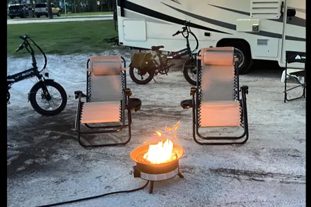 Family RV + Free E-Bike! 2017 Coachmen 27QB