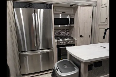 The Holley House on Wheels