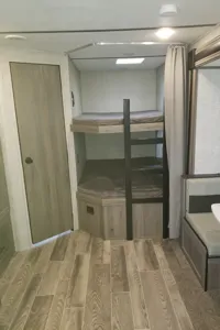 Christopher's RV Cottage